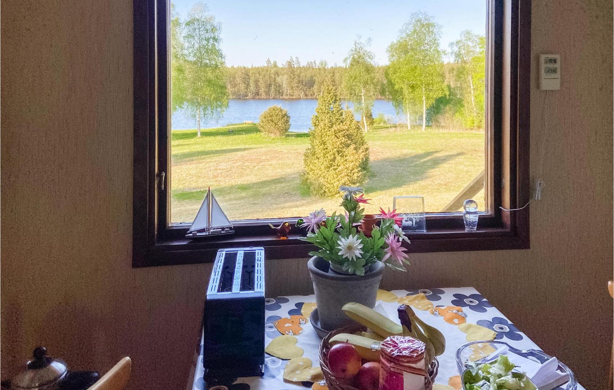 Awesome Home In Lenhovda With Wifi Exterior foto